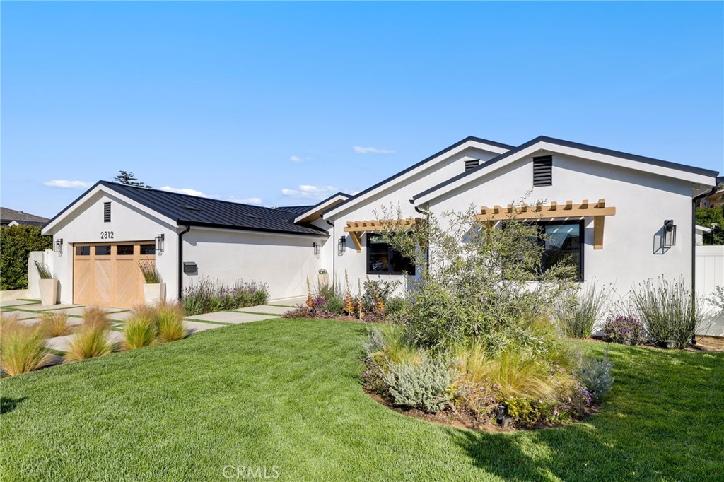 Eastbluff - Lusk (EBLK) - Residential