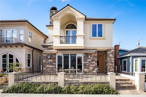 Photo of 119 Opal Avenue, Newport Beach, CA 92662 (MLS # PW25016426)