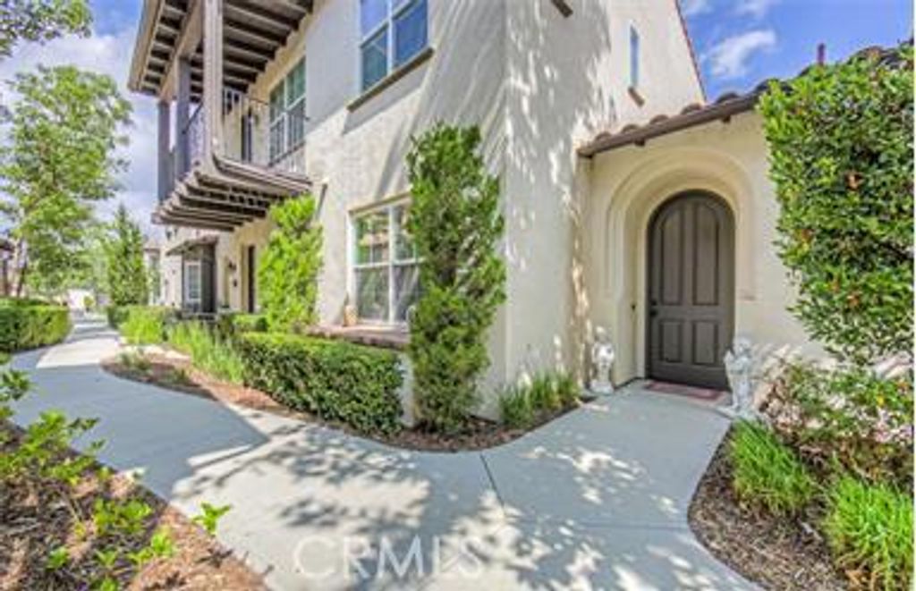 listing image 130722411680884759384