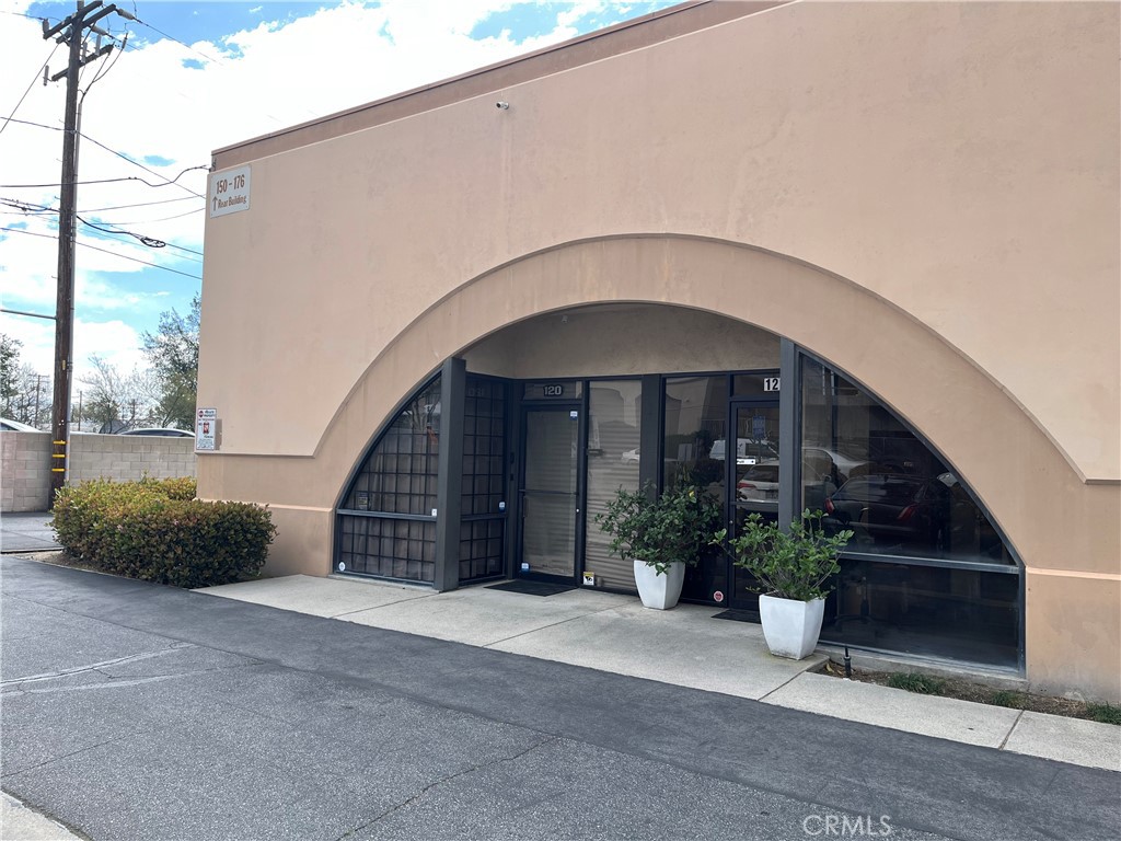 Industrial/flex condo for sale in Hamby Park. This condo has approximately 1,655 SF with 400 SF of office space and an approximate 600 SF mezzanine area. This unit is in excellent condition with insulated ceilings, 16-foot clear height, one 12'x12' grade level door, and racking throughout (possible to include in the purchase). Direct access to the 210 freeway. Located adjacent to the light rail station for easy access for employees to ride the train to work. The association installed a new roof just a few years ago. Well maintained, quiet business park.