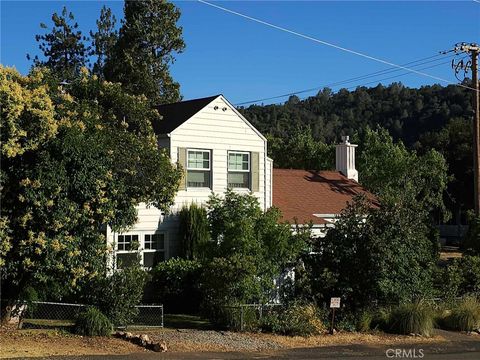 A home in Mariposa