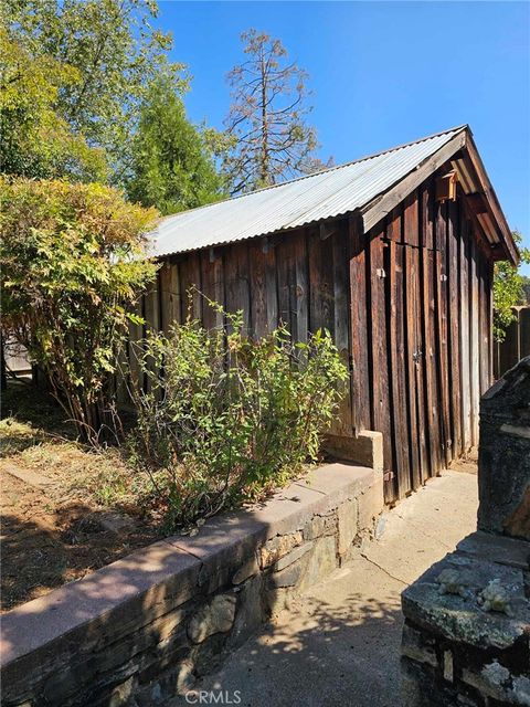 A home in Mariposa