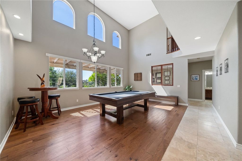 listing image 130729041665252131986