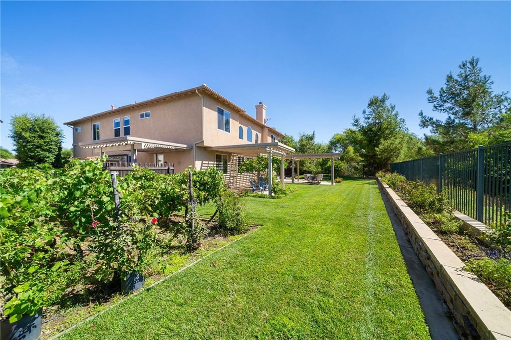 listing image 130724742217349894849