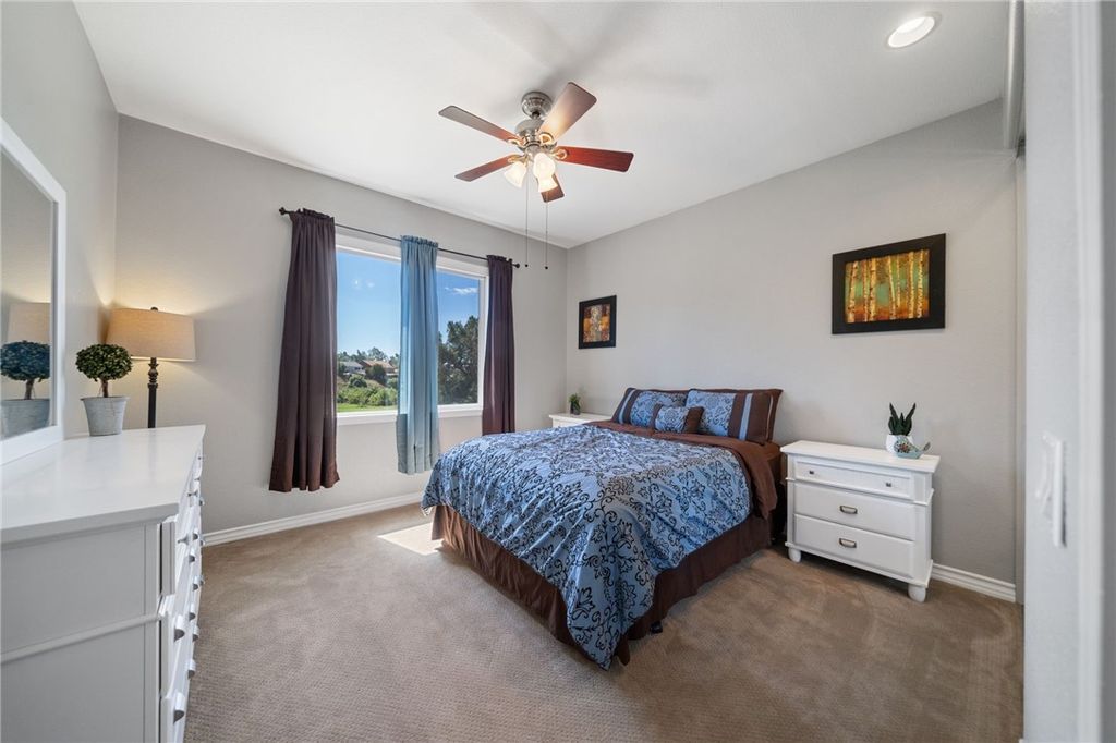 listing image 130725157012834231329