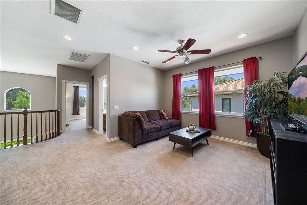 listing image 130723539310178128222