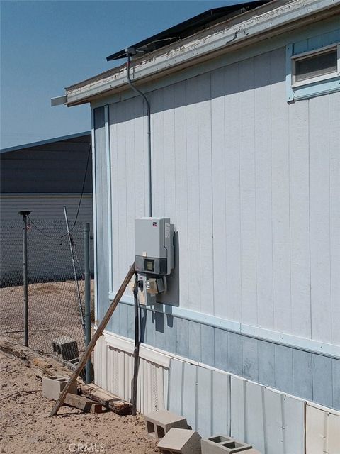 A home in Newberry Springs