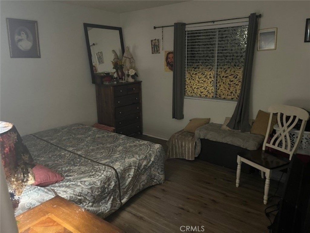 18307 BURBANK Boulevard 41