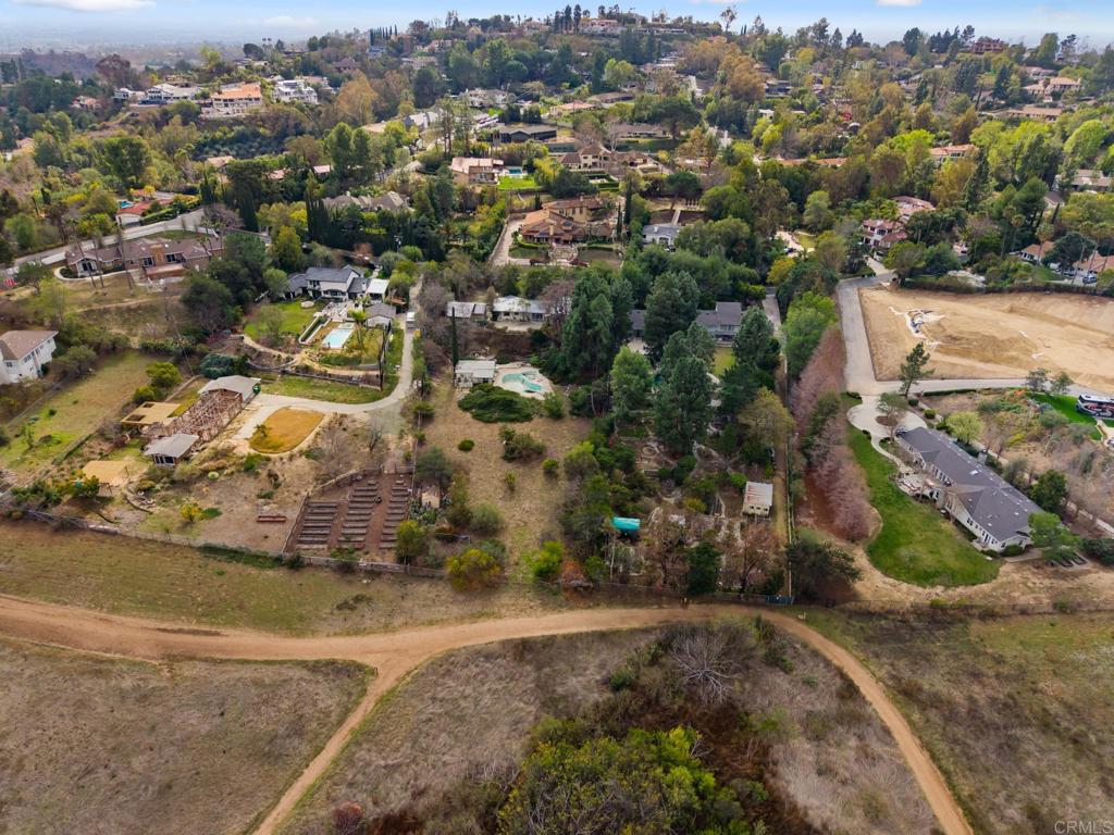 9831 Brentwood Dr