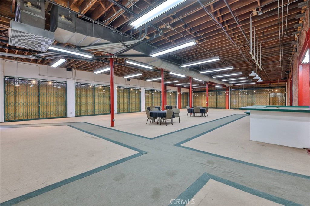 400 E 4th Street