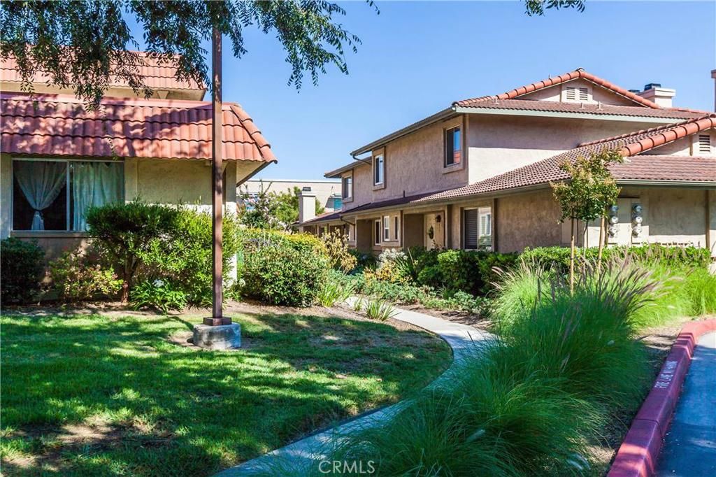 listing image 130722457047774516884