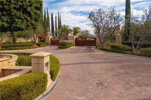 1127 Casper Circle Corona CA 92881