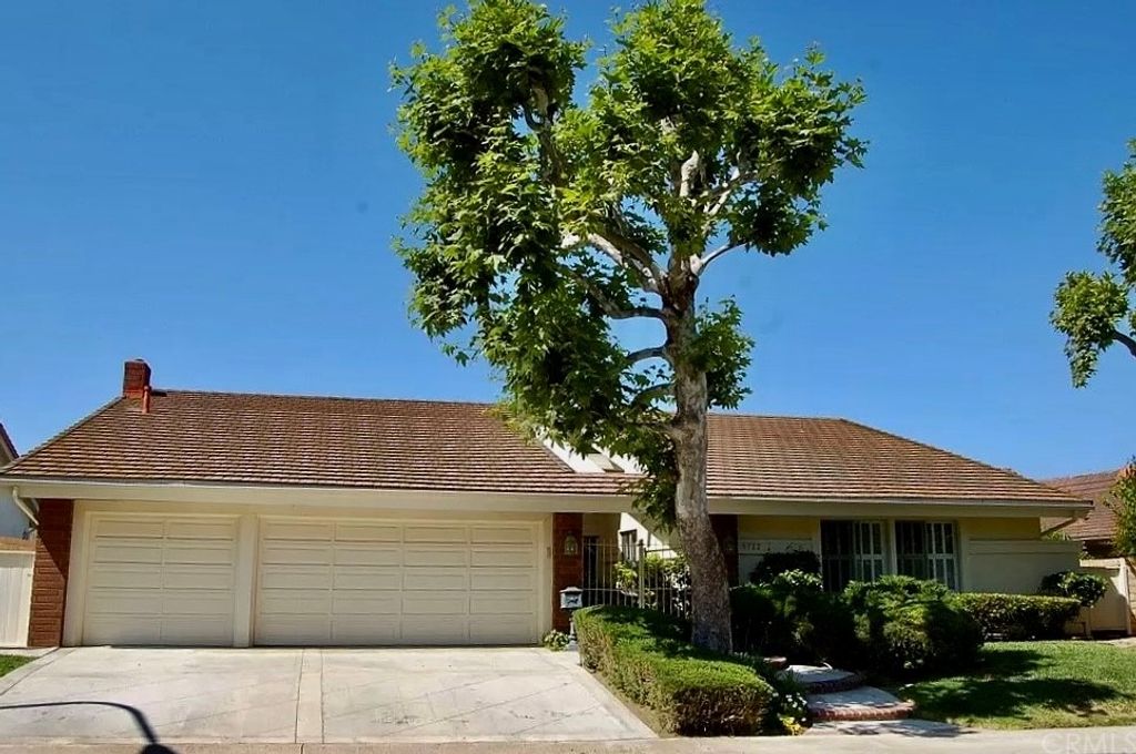 listing image 130729133297290417607