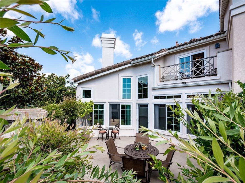 listing image 130727564267003807277