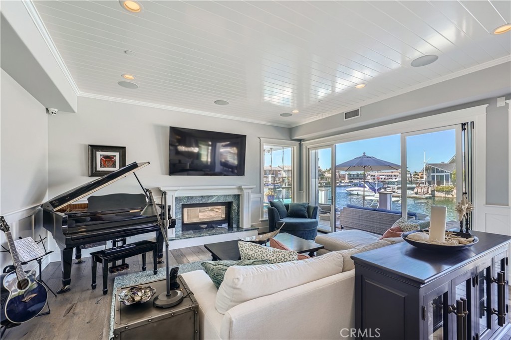 Mainland (HHML) - Residential