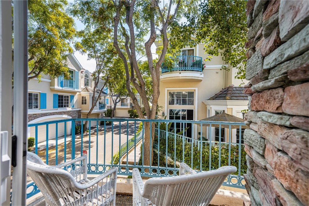 Vistas (NRVS) - Residential Lease