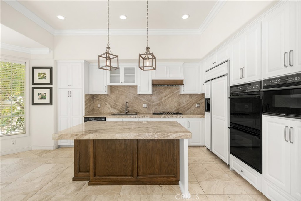 Vistas (NRVS) - Residential Lease