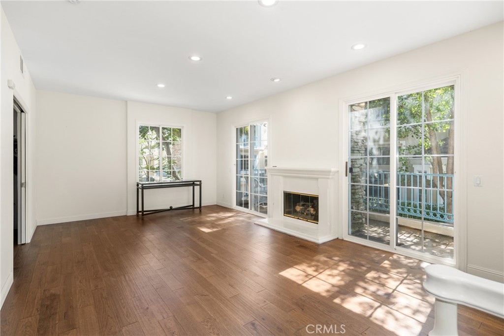 Vistas (NRVS) - Residential Lease