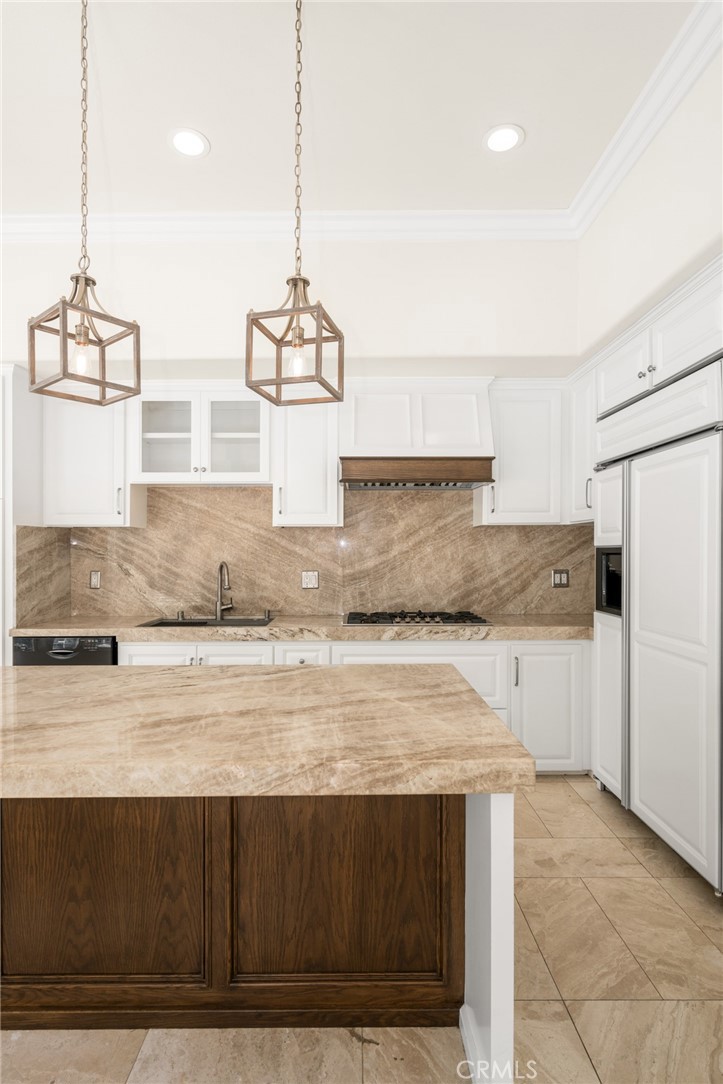 Vistas (NRVS) - Residential Lease