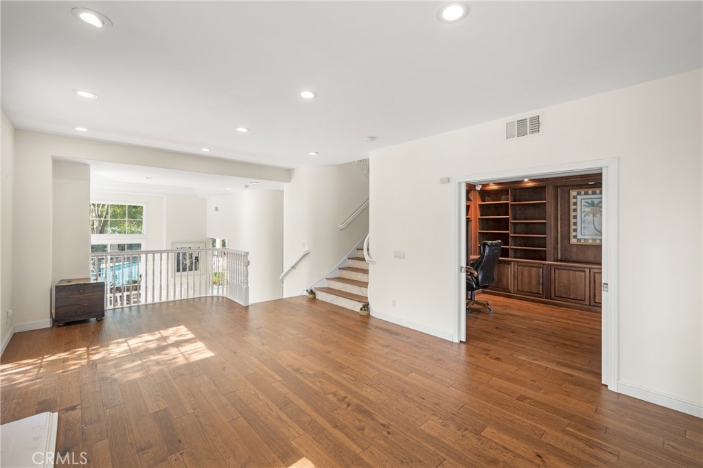 Vistas (NRVS) - Residential Lease