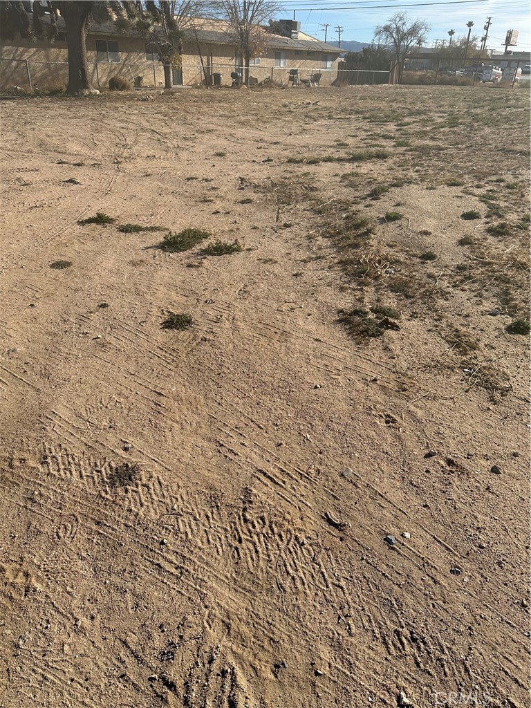 FLAT LAND, READY TO BUILT FOR RESIDENTIAL BUILT ONLY
ELECTRICITY AND GAS NEXT DOOR, SEWER CLOSE BY, FEET AWAY FROM MAIN STREET VERY CLOSE TO THE 15 FREEWAY AND COMMERCIAL AND RESTAURANTS. RESIDENTIAL NEIGHBORHOOD THIS IS FLAT LAND, THERE IS RESIDENTIAL HOMES ON EACH SIDE OF THIS LOT