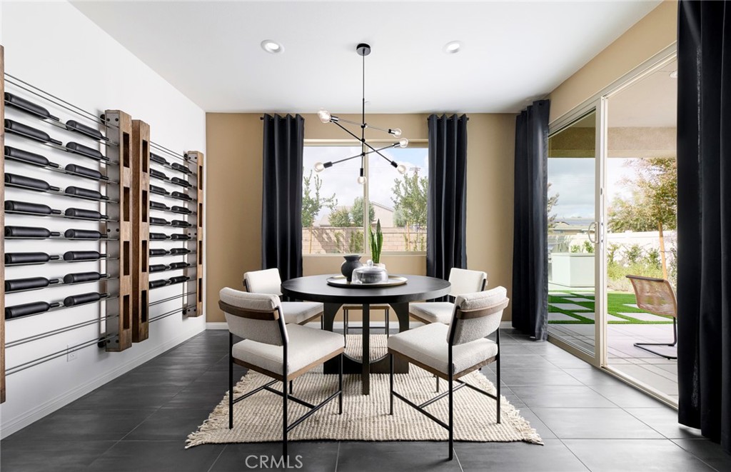 1235 La Quinta Avenue