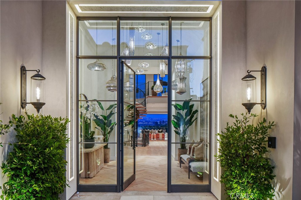 Newport Heights (NEWH) - Residential