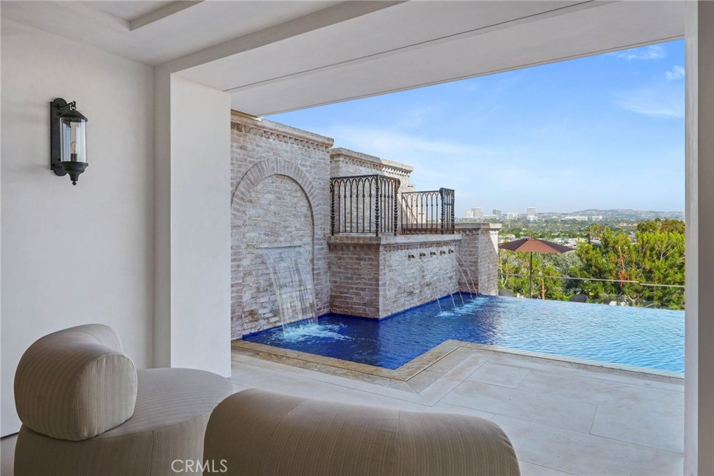 Newport Heights (NEWH) - Residential