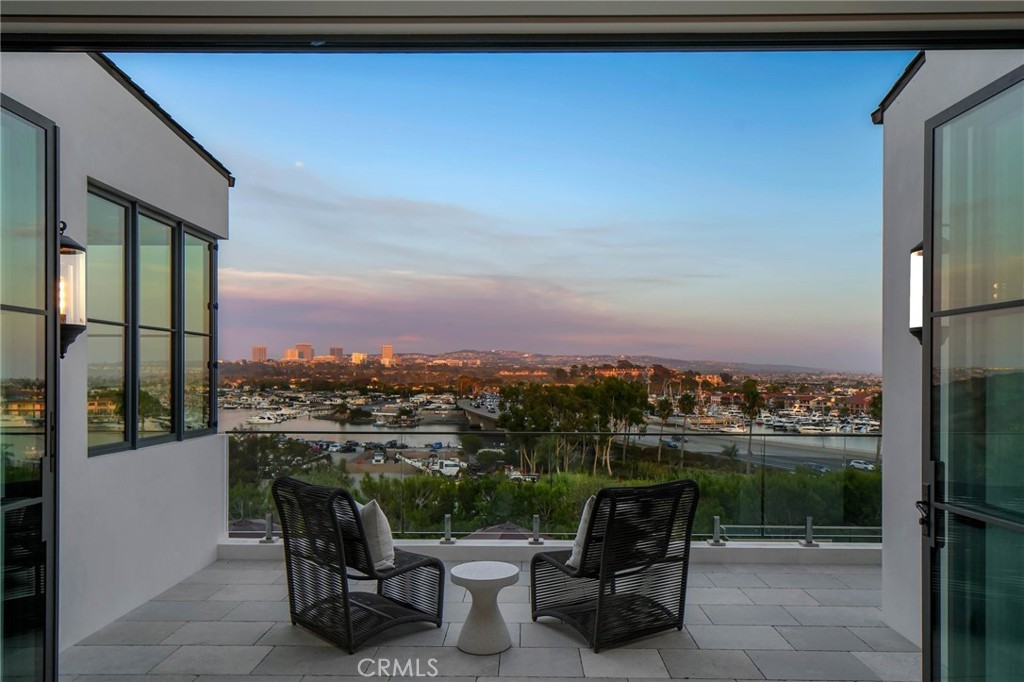 Newport Heights (NEWH) - Residential