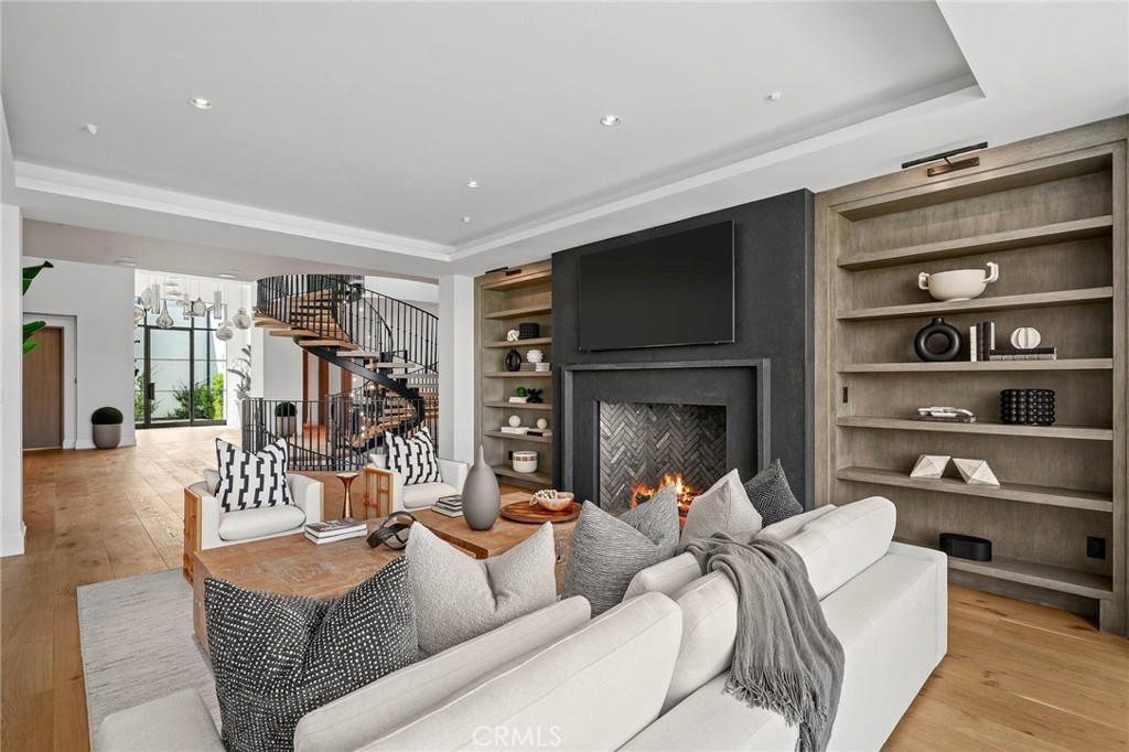 Newport Heights (NEWH) - Residential