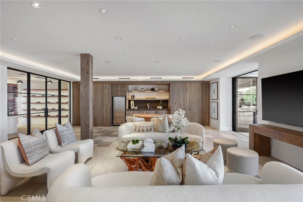 Newport Heights (NEWH) - Residential