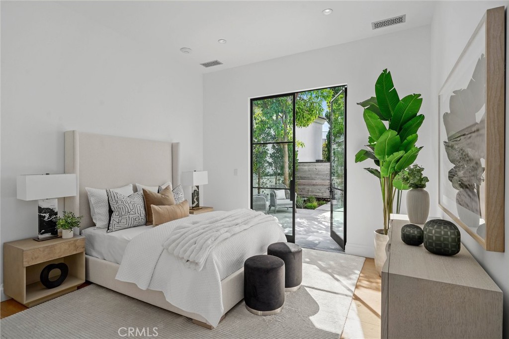 Newport Heights (NEWH) - Residential