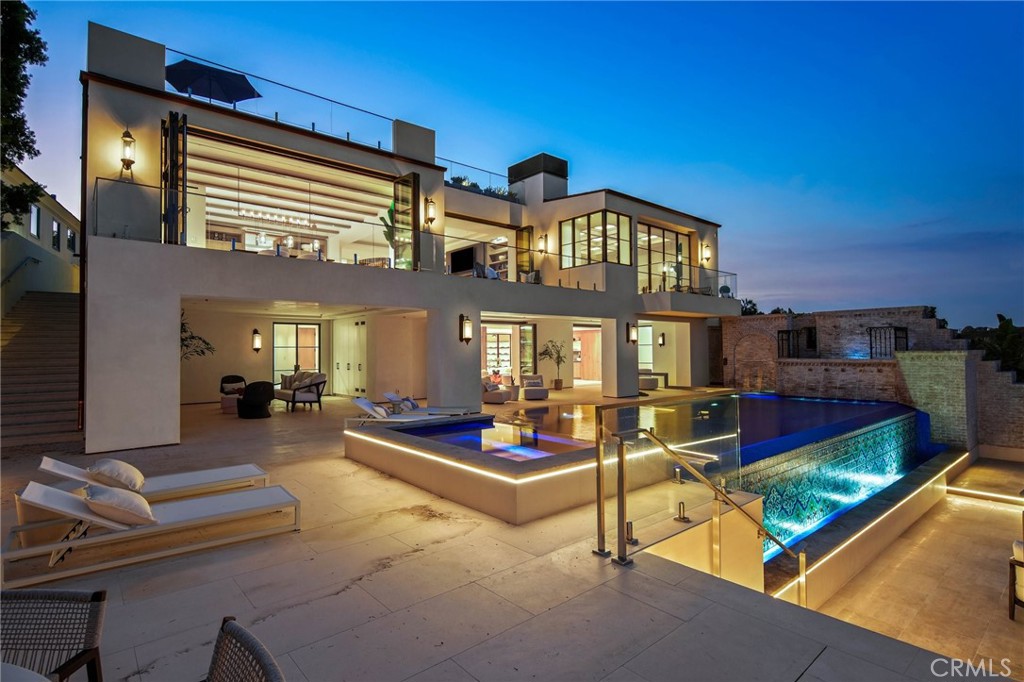 Newport Heights (NEWH) - Residential