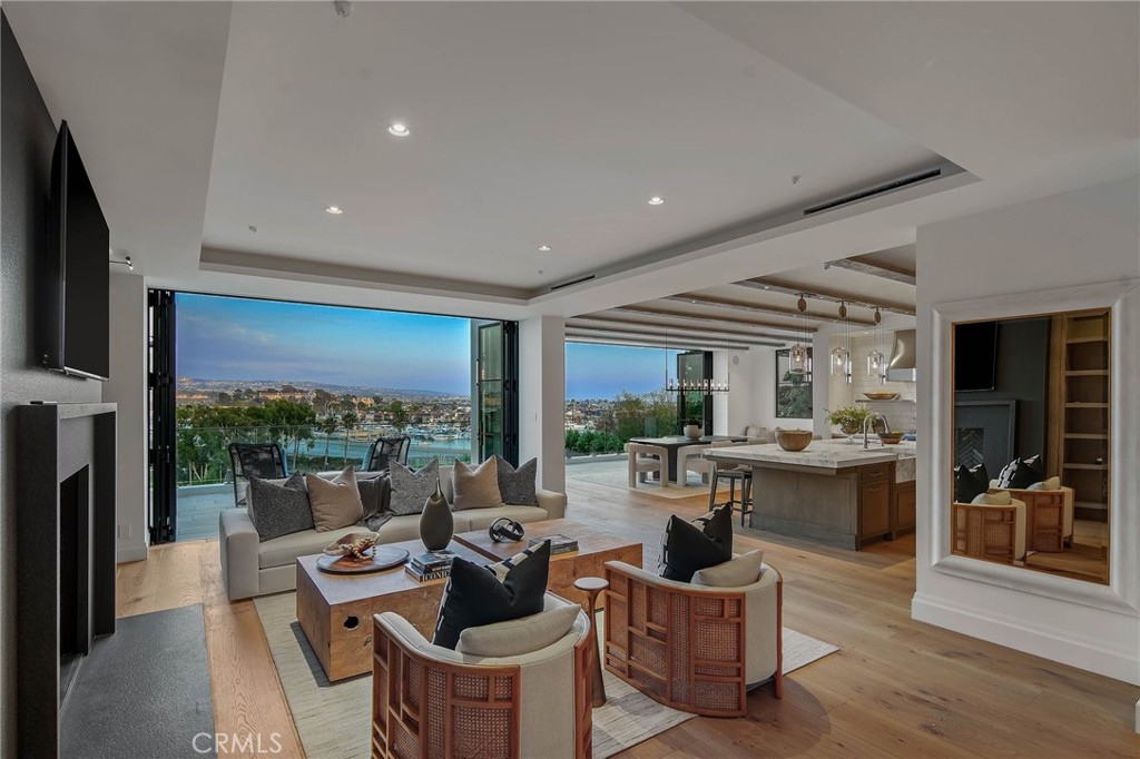 Newport Heights (NEWH) - Residential