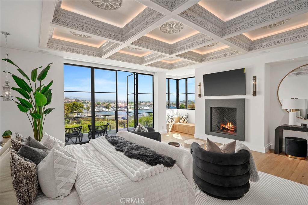 Newport Heights (NEWH) - Residential