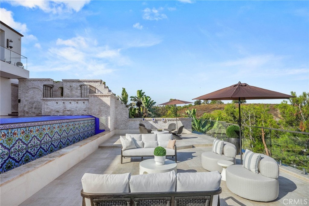 Newport Heights (NEWH) - Residential