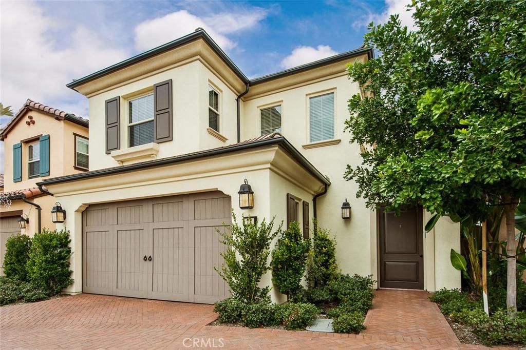 listing image 130728648512592528114