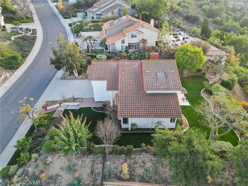 1021 S Easthills Dr