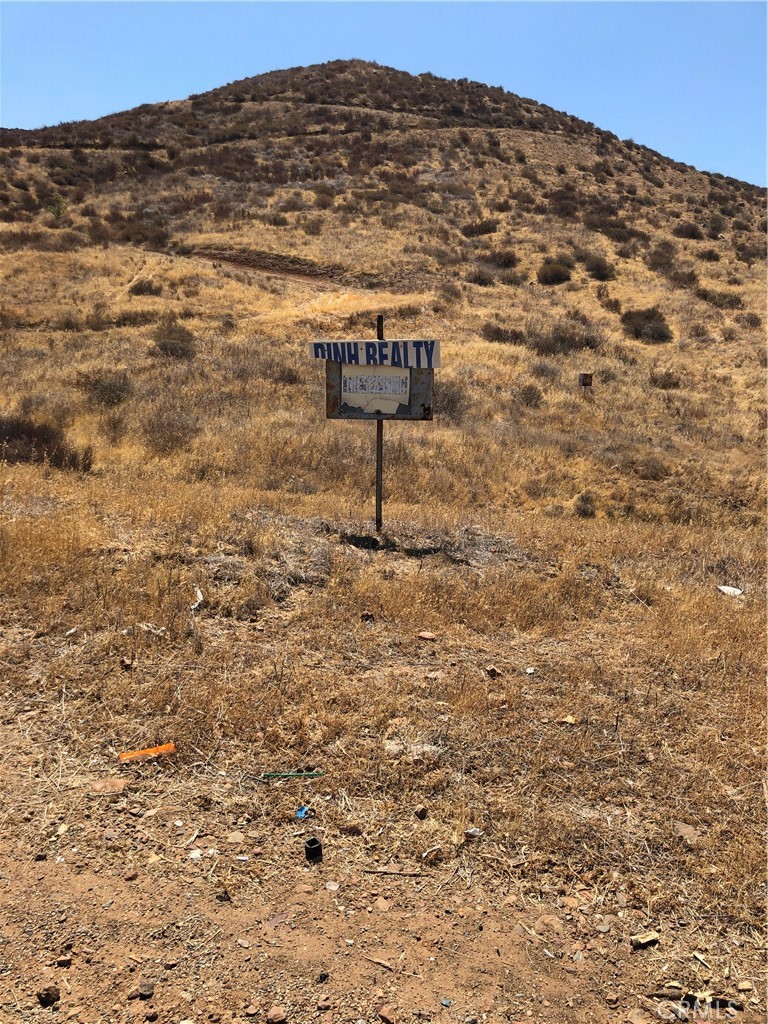 SUBJECT PROPERTY IS ACROSS STREET FROM 23092 GOETZ ROAD, UNIMPROVED VACANT LOT, PERK TEST PASSED LONG TIME AGO, SEPTIC MOTARIUM LIFTED BY EMWD. FAST GROWING IN MENIFEE, NEAR KABIAN PARK WITH 640 ACRES FOR HIKING, HORSE TRAIL AND NEAR NEW HOME DEVELOPMENT OF AUDIE MURPHY.