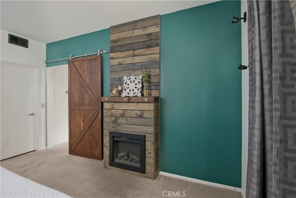 listing image 130720721277391717578