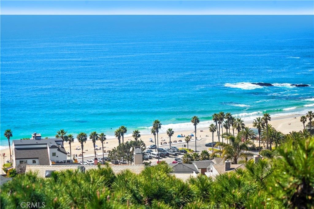 listing image 130720666726211520810