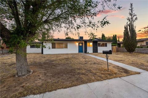 A home in Mojave