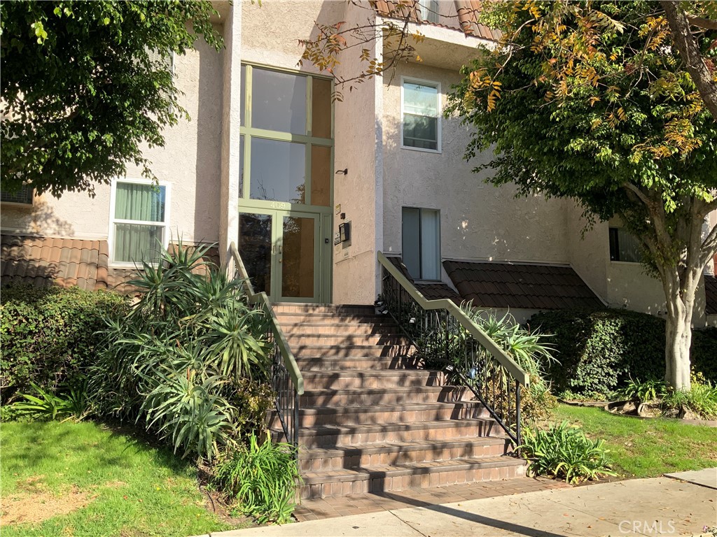 Welcome to 409 Burchette Street, nestled in the vibrant and picturesque city of Glendale. This exceptional second-floor corner unit, #220, offers 731 square feet of luxurious living space, featuring 1 bedroom and 1 bathroom. From the moment you step inside, you will notice the high-end upgrades throughout, designed to enhance both style and functionality. The spacious private walk-in closet is a standout feature, boasting a convenient Murphy bed—a perfect addition for accommodating guests—along with ample storage drawers for your belongings or theirs. The modern kitchen is a true delight, featuring a stunning backsplash and sleek flooring that perfectly complement the space. The bathroom is equally impressive, showcasing elegant upgrades, including a walk-in shower that adds a touch of spa-like luxury. Step outside and enjoy not one, but two private balconies—ideal for savoring your morning coffee or unwinding at any time of the day. Located within a secure gated community, this condominium comes with a dedicated parking space and access to a sparkling pool, perfect for cooling off during warm summer days. Situated near the scenic foothills of Glendale, you will enjoy the convenience of being within walking distance of the Glendale Galleria Mall, as well as a variety of shopping, dining, and entertainment options. With easy access to the 210, 101, and 5 freeways, you are seamlessly connected to wherever you need to go. Do not miss this fantastic opportunity to own a beautifully upgraded home in the heart of Glendale!