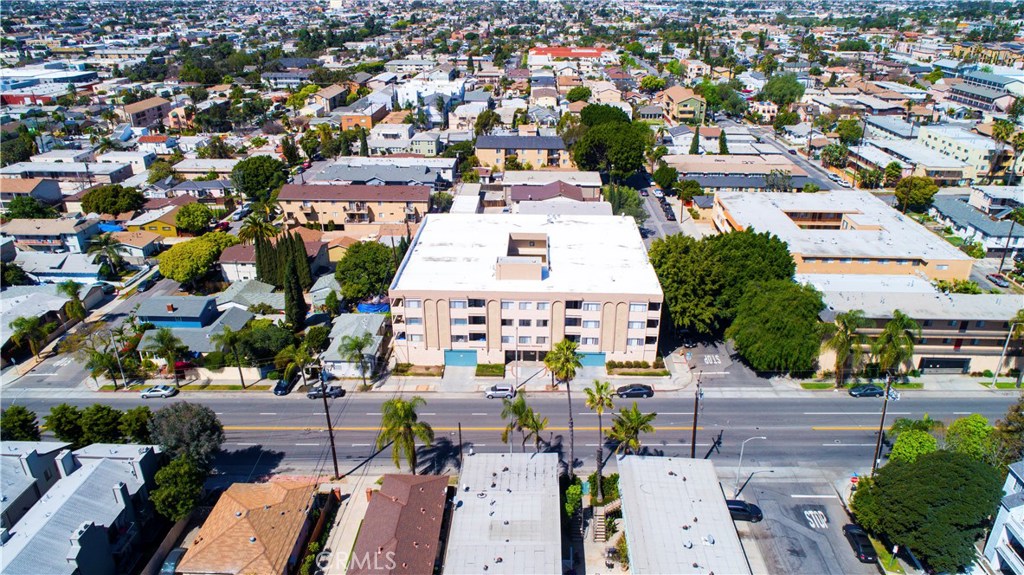 Circle (CA) - Residential Income