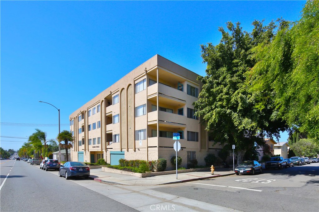 Circle (CA) - Residential Income