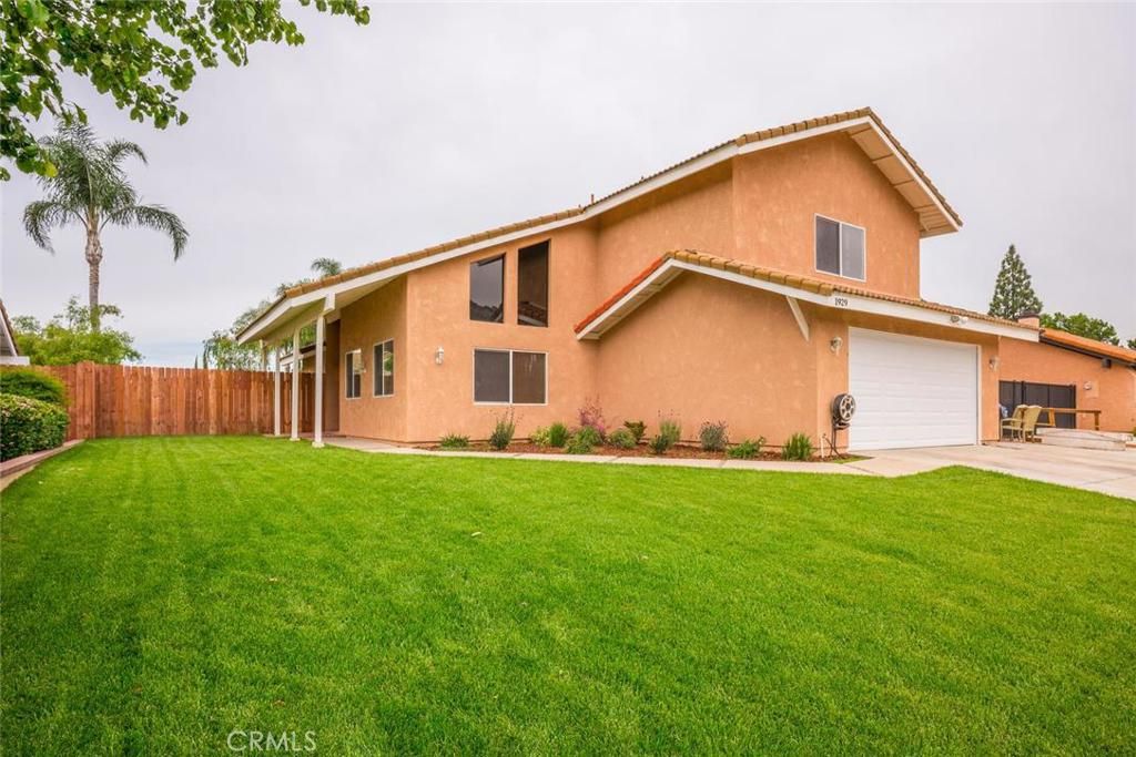 listing image 130727396088973458610