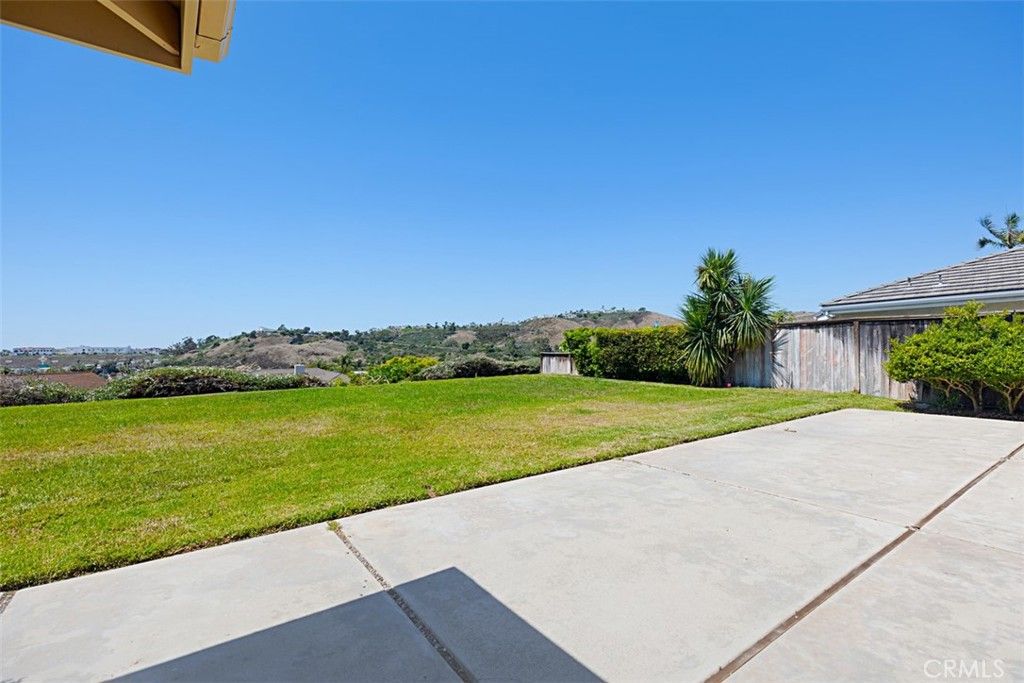listing image 130728539204231602695