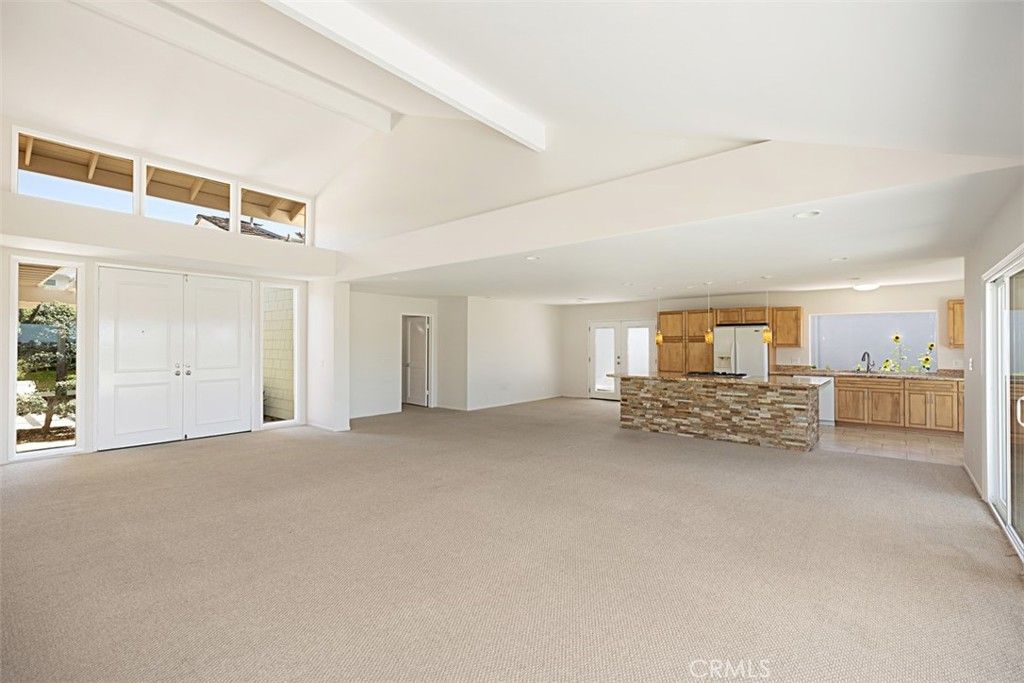listing image 130727379709474065149