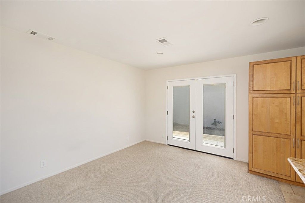 listing image 130721055284843931905