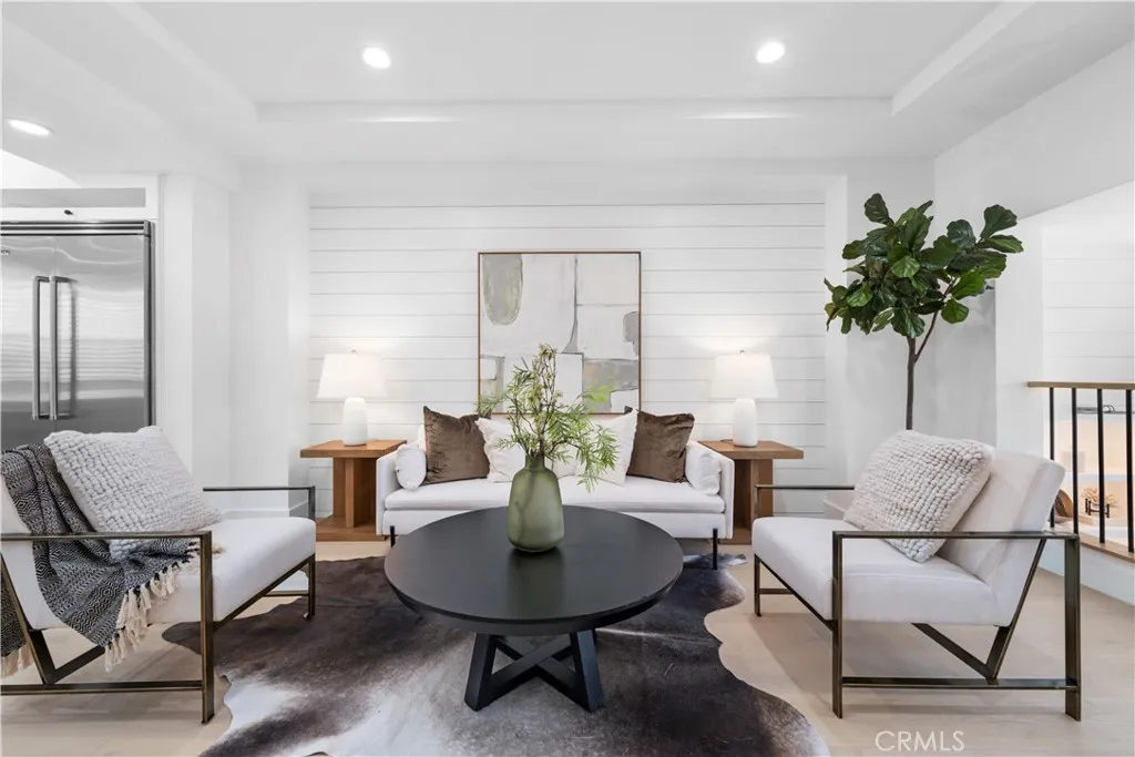 Irvine, California 92606, United States, 4 Bedrooms Bedrooms, ,4 BathroomsBathrooms,Residential,Active,80987